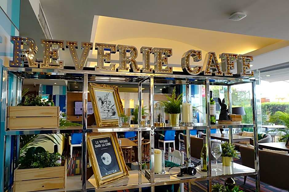 Chaisaeng Palace Hotel