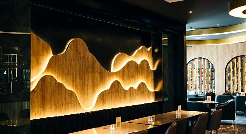 Grand Central Premier