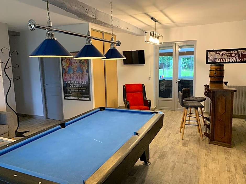 Maison Piscine et Jacuzzi