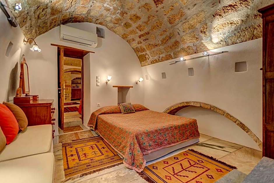 Malvasia Traditional Hotel