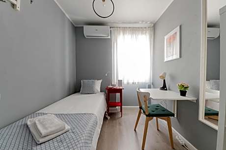 Single Room with Private External Bathroom