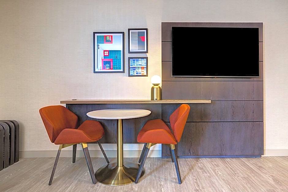 DoubleTree by Hilton Palmdale, CA