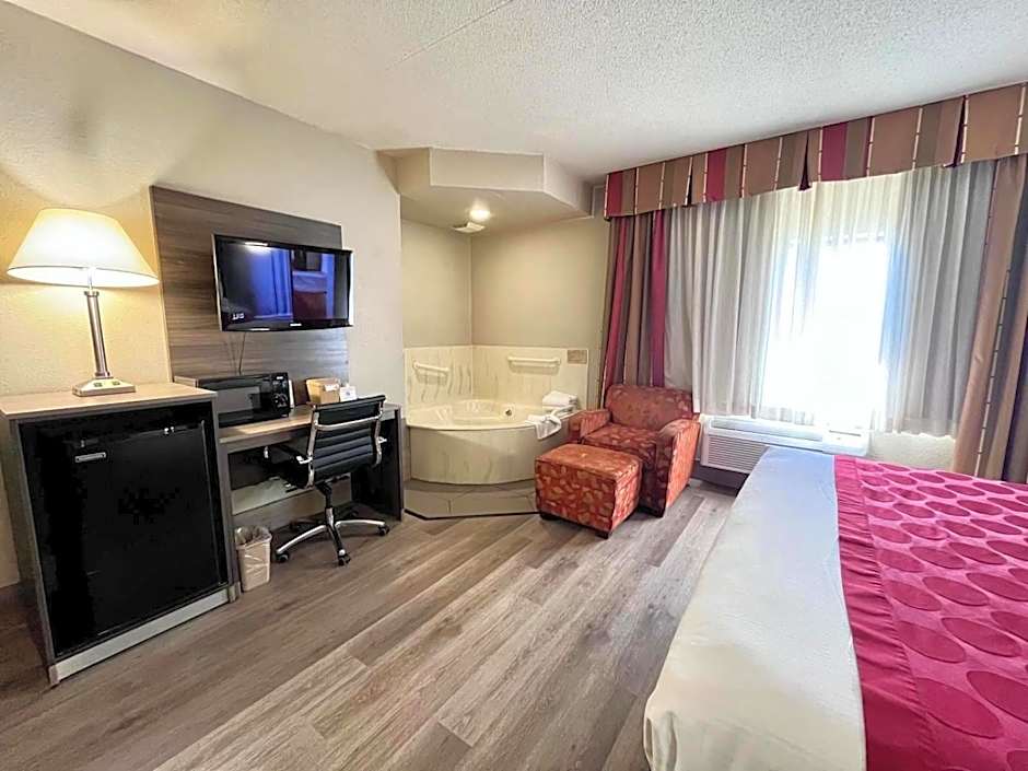 Ramada by Wyndham Platte City KCI Airport