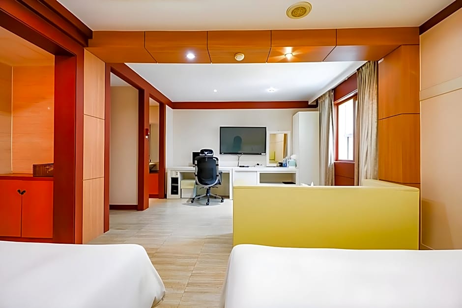 Hotel Charlot Castle