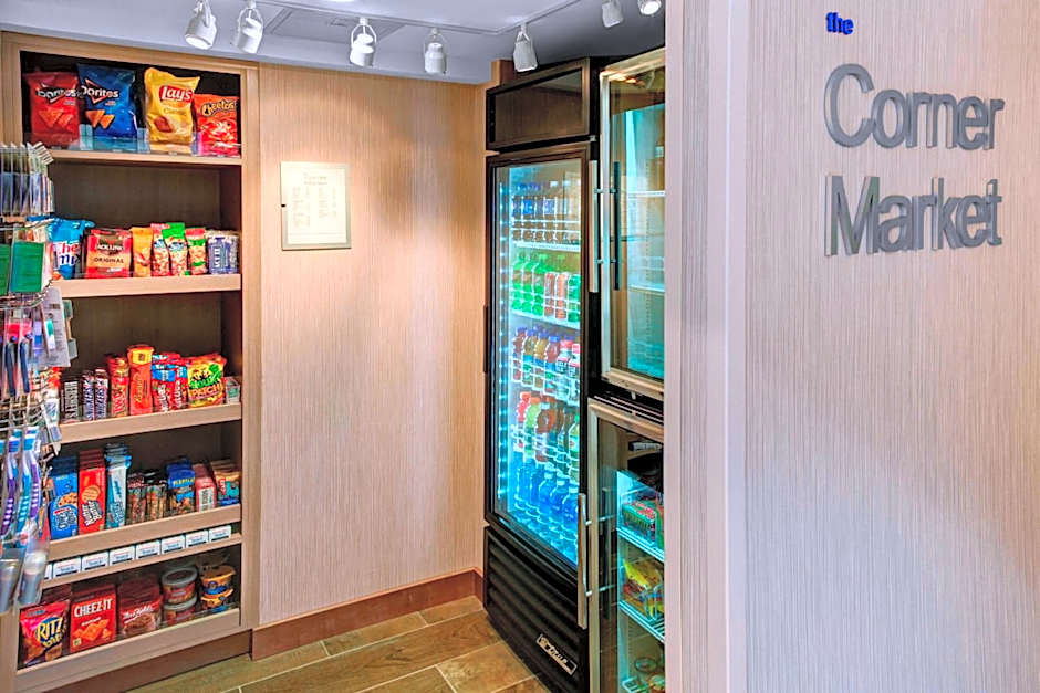 Fairfield Inn & Suites by Marriott Cape Cod Hyannis