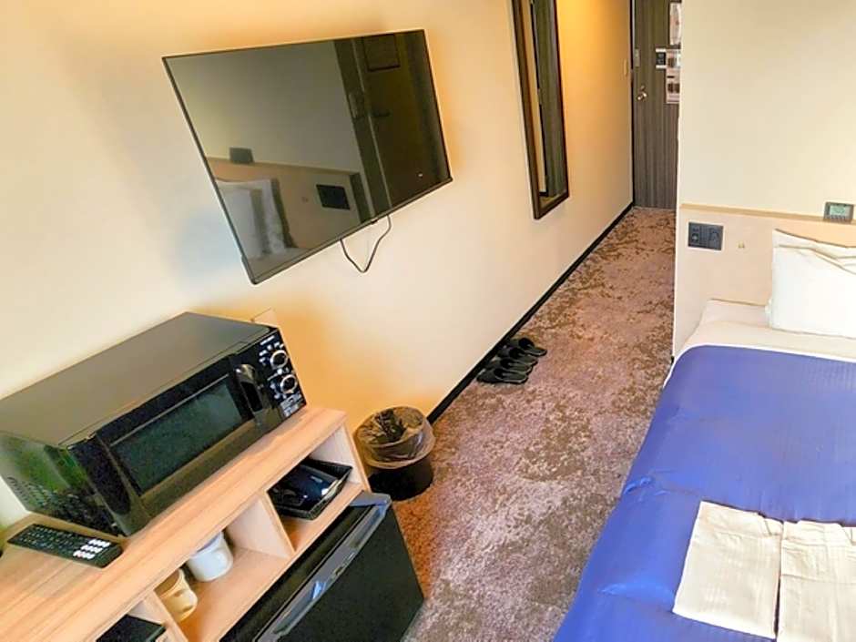 Hotel Livemax Yokohama Tsurumi
