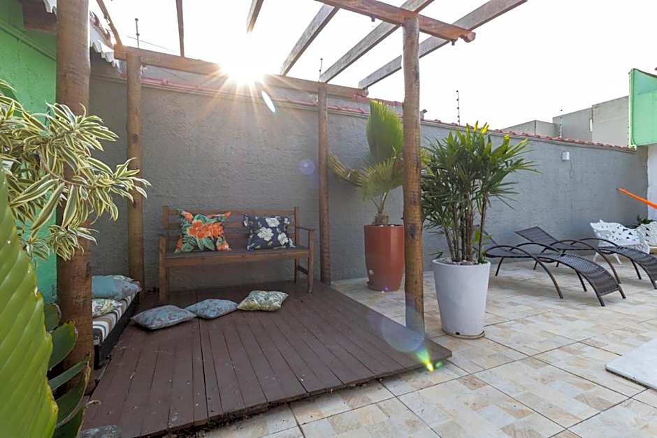 Casa com piscina prox a Praia em Peruibe SP