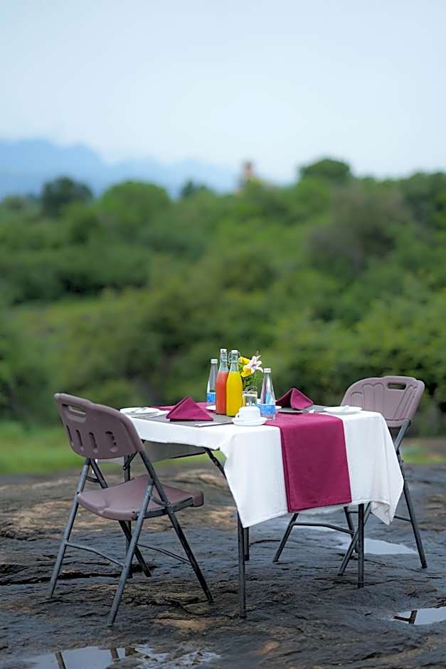 Athgira River Camping - Udawalawe