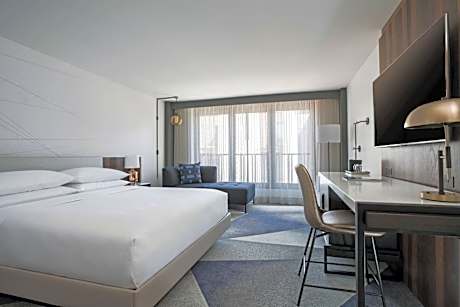 Club lounge access, Guest room, 1 King