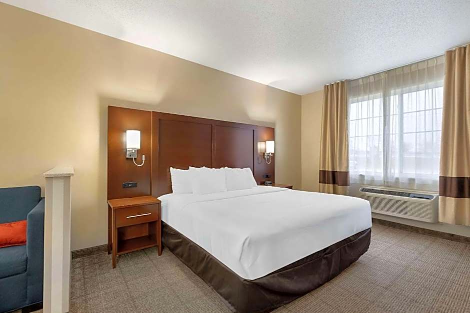 Comfort Suites Cedar Falls Industrial Park