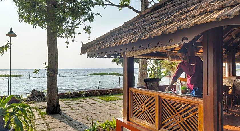 Coconut Lagoon - CGH Earth