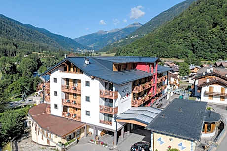 Hotel Val Di Sole