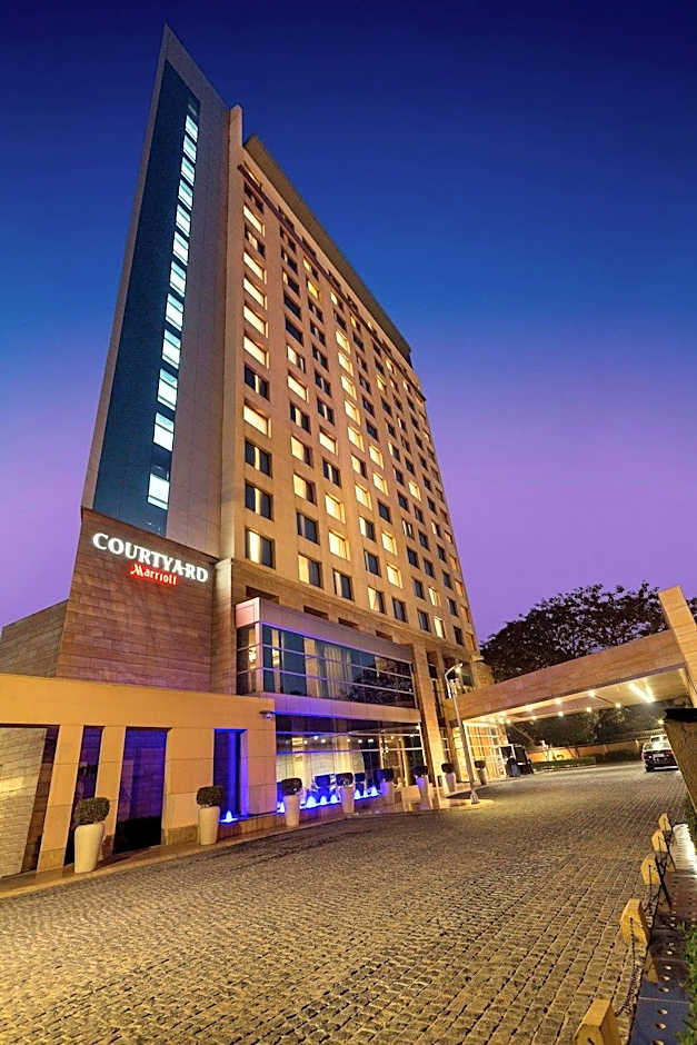 Courtyard by Marriott Gurugram Downtown
