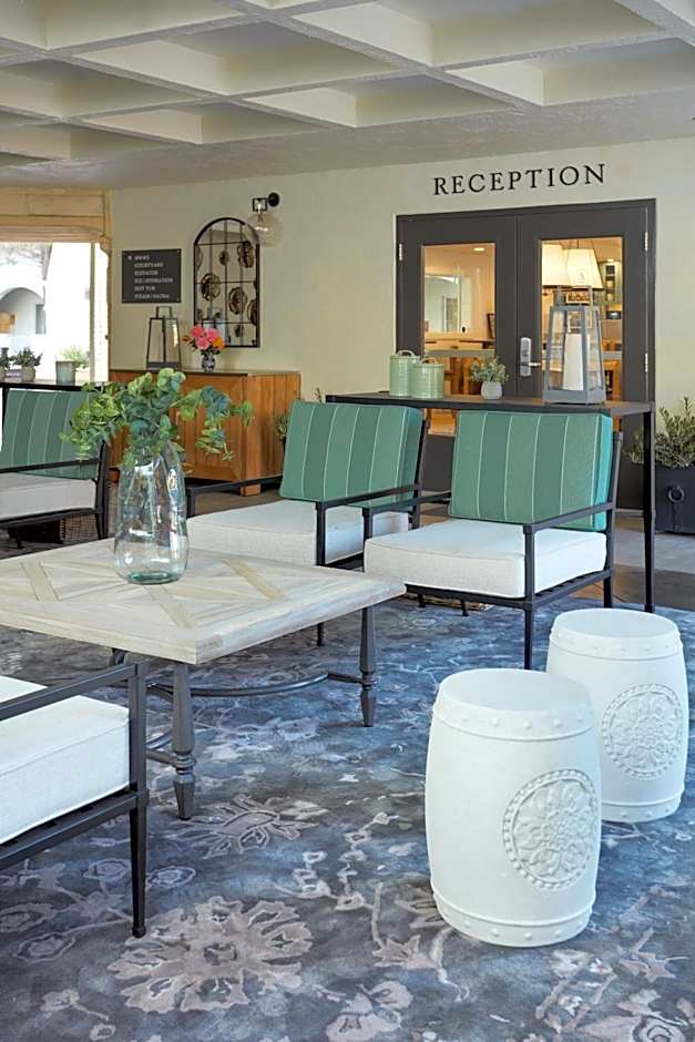 The Lodge at Healdsburg, tapestry Collection by Hilton