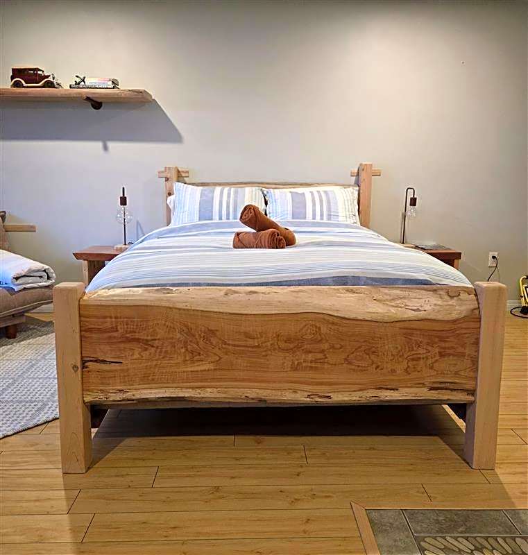 Madeira Park Oceanview Suites