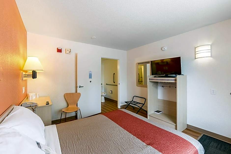 Motel 6-Klamath Falls, OR