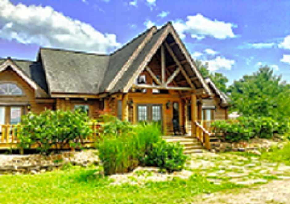The Smoke House Lodge and Cabins