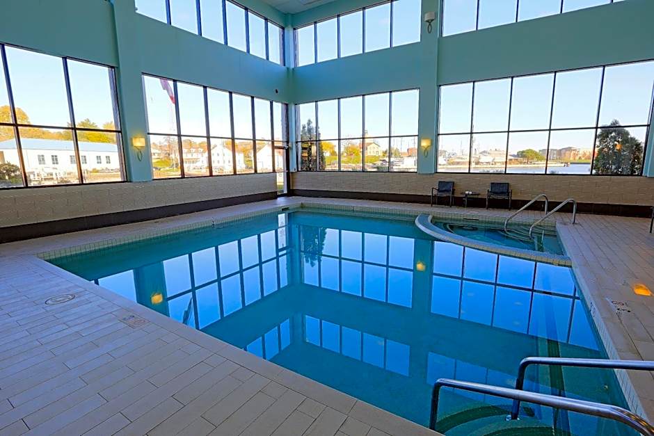 Wyndham Garden Kenosha Harborside