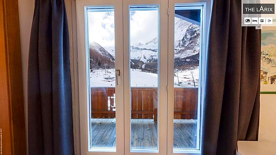 Hotel THE LARIX ski-in ski-out