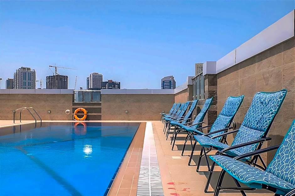 Crystal Plaza Al Majaz Hotel