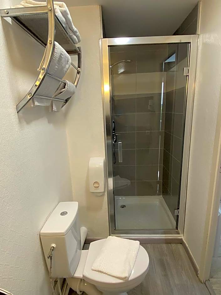 Contact Hotel LE SUD Montpellier Aéroport Parc Expo Arena