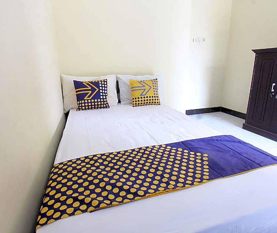 OYO Life 93155 Wisma Sarah