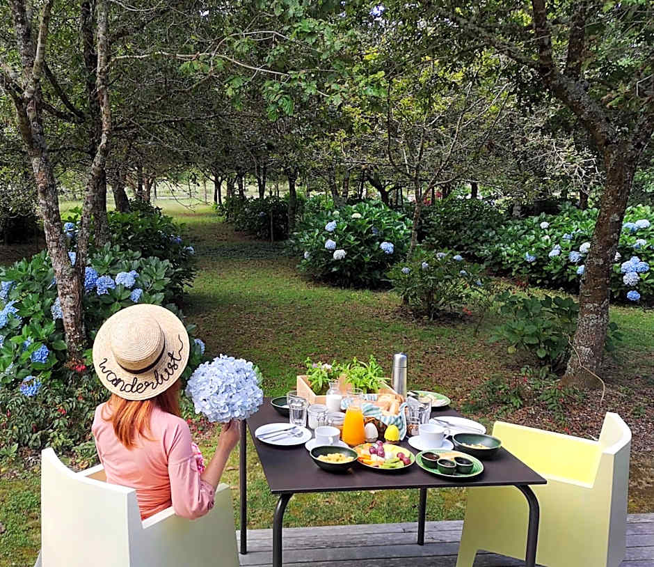 Furnas Lake Forest Living