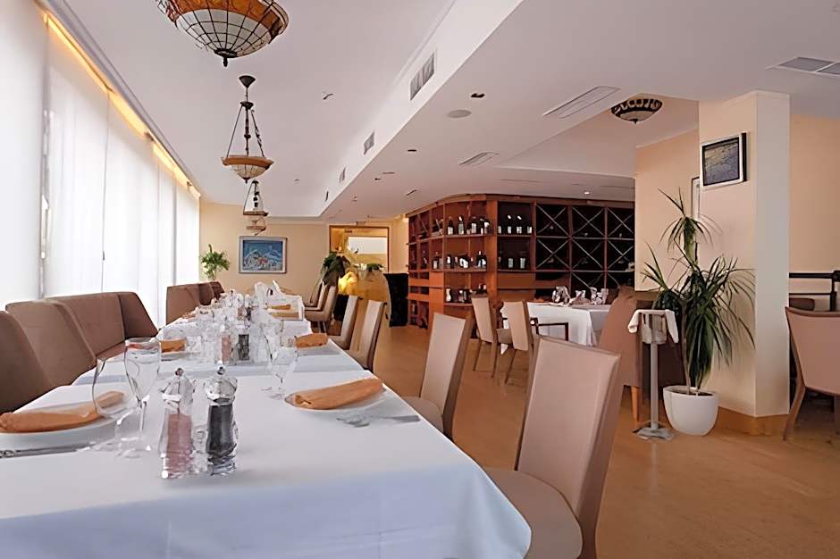 Arena Di Serdica Hotel