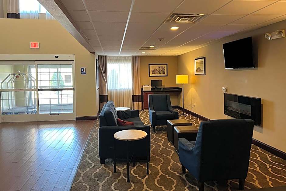 Days Inn & Suites by Wyndham Manheim Lebanon