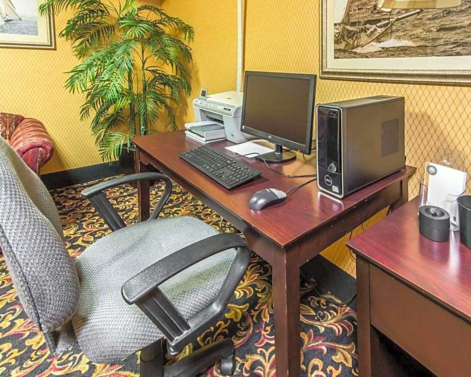 Quality Inn & Suites Erie near Casino