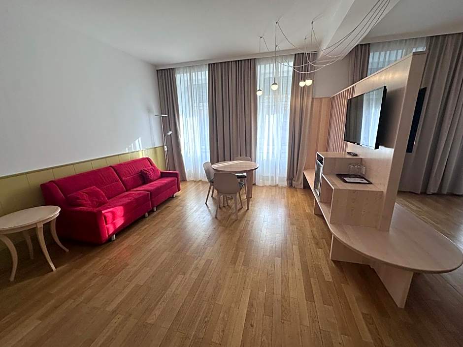 Hotel Caroline