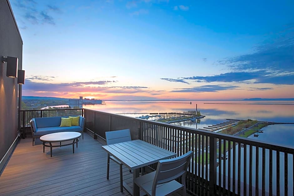 Delta Hotels by Marriott Thunder Bay