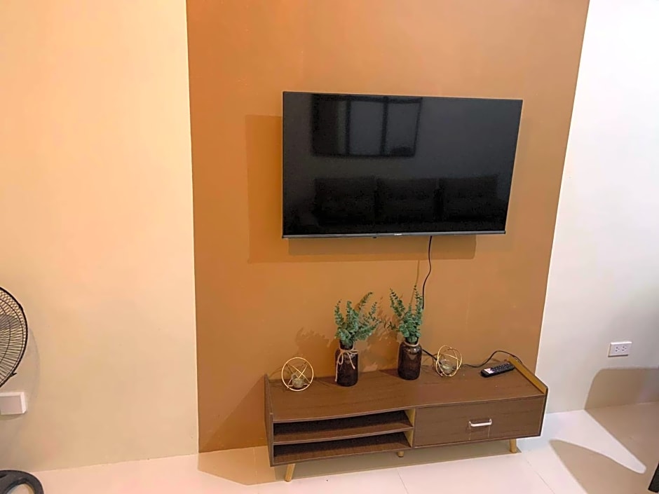 Brenthill Condo (Ceramic Unit)