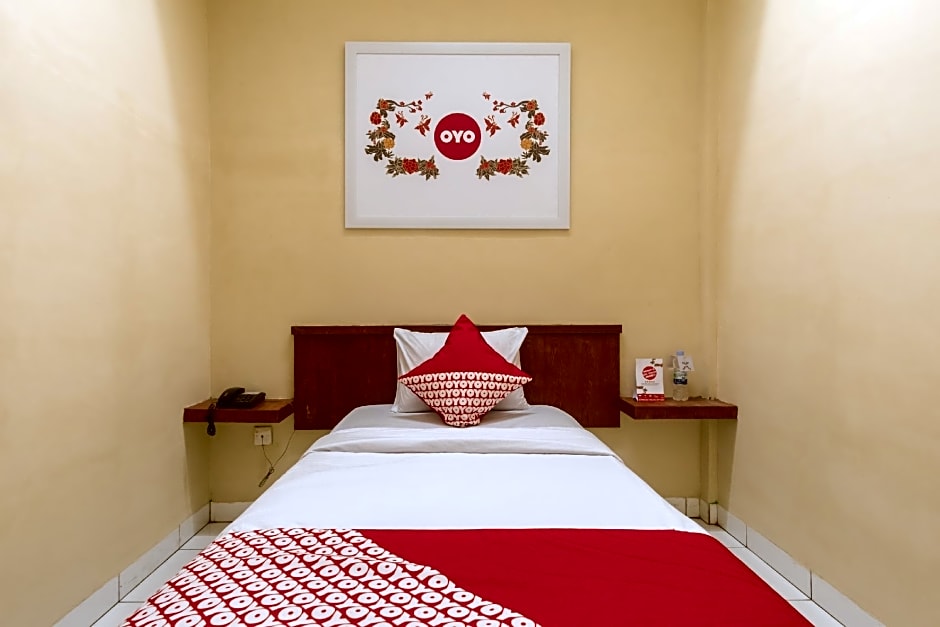 OYO 615 Residence Puri Hotel Syariah