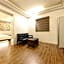 H  Hotel
