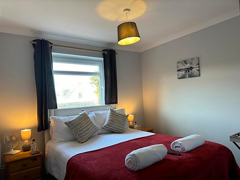 The Carpenters Arms Rooms in Broadway, Laugharne