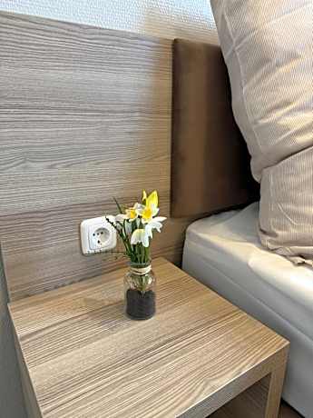 Aparthotel Emilia 24h Check-in, Free Parking and WiFi