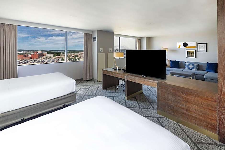 DoubleTree By Hilton Hotel Tulsa-Downtown