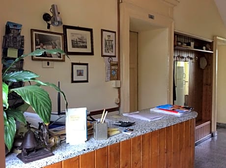 Albergo Villa Azalea