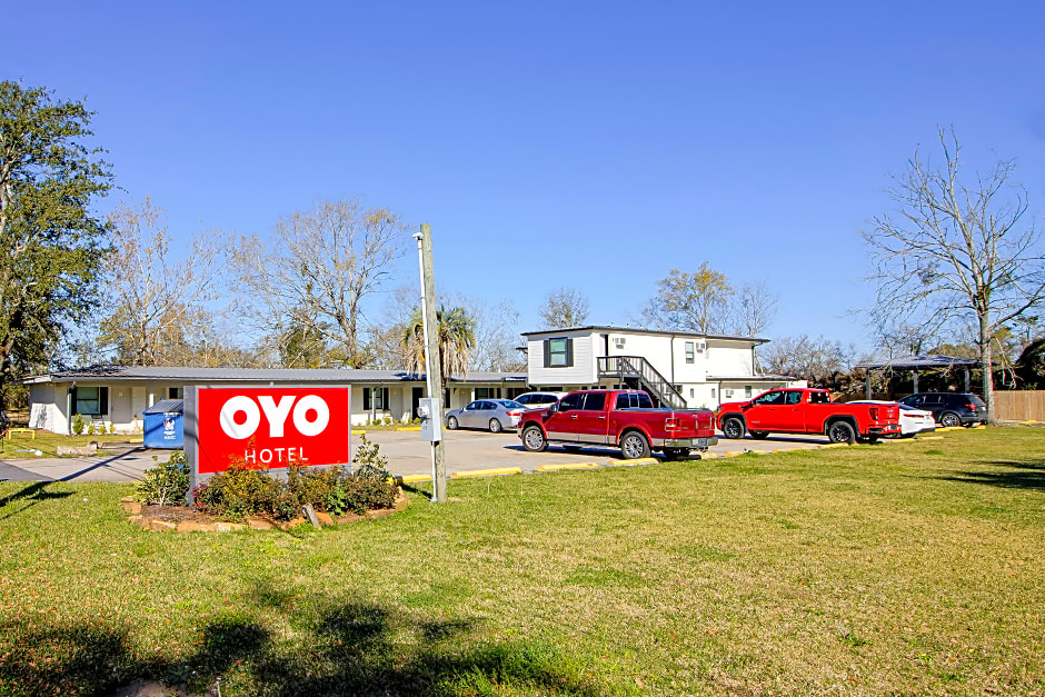 OYO Hotel Sulphur LA Hwy 90 West