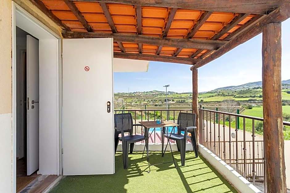 Alojamento - Apartamento ou quarto - Estacionamento à porta