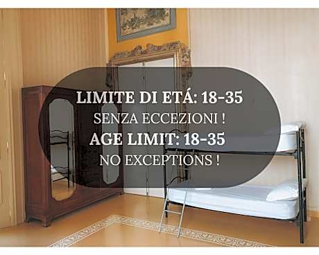 Bed in 8-Bed Mixed Dormitory Room