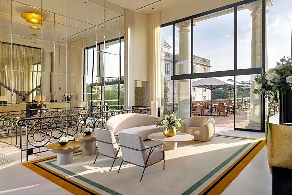 InterContinental Hotels Chantilly Chateau Mont Royal By IHG