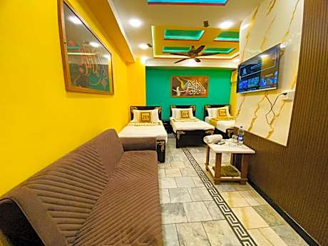 Jhelum One Hotel, Shandar Chowk Jhelum
