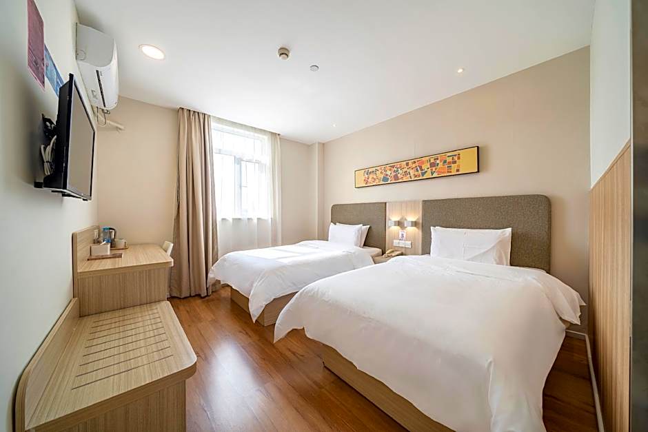 Hanting Hotel Shanghai Zhoupu Wanda Metro Station