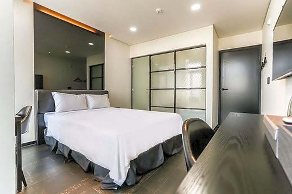 Hotel Cube