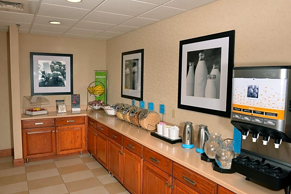 Hampton Inn & Suites Springfield