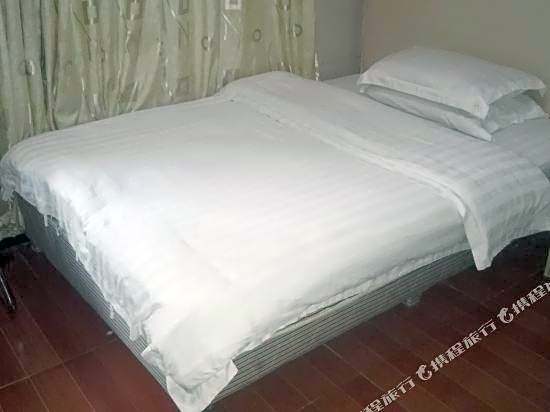 Jiutian Hotel (Baixin Plaza, Baiyun Railway Station, Guangzhou)
