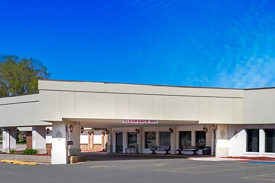 AmericInn by Wyndham Janesville