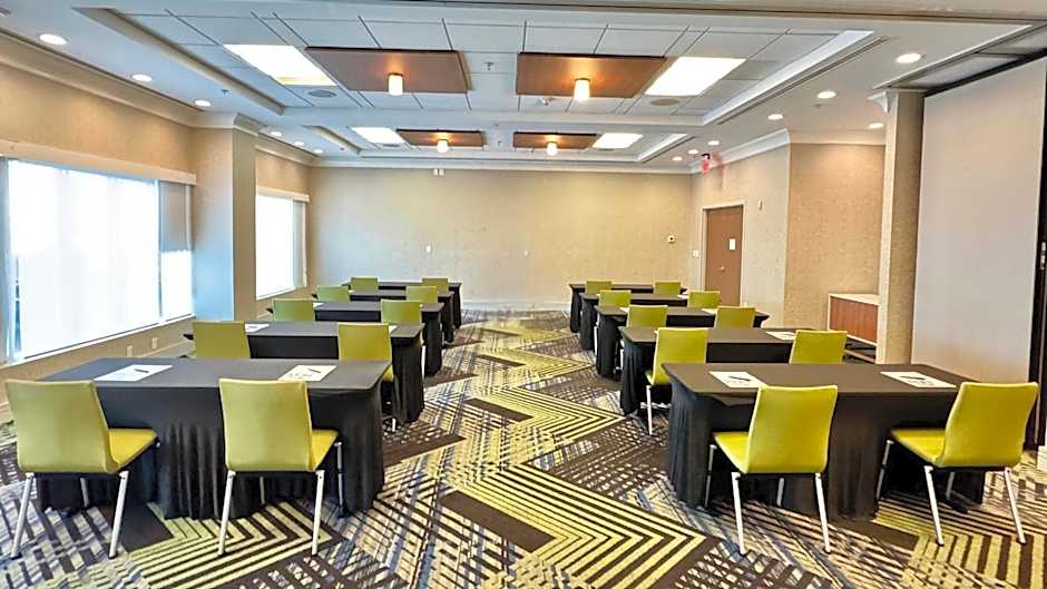 Holiday Inn Express Hotel & Suites Mobile Saraland By IHG
